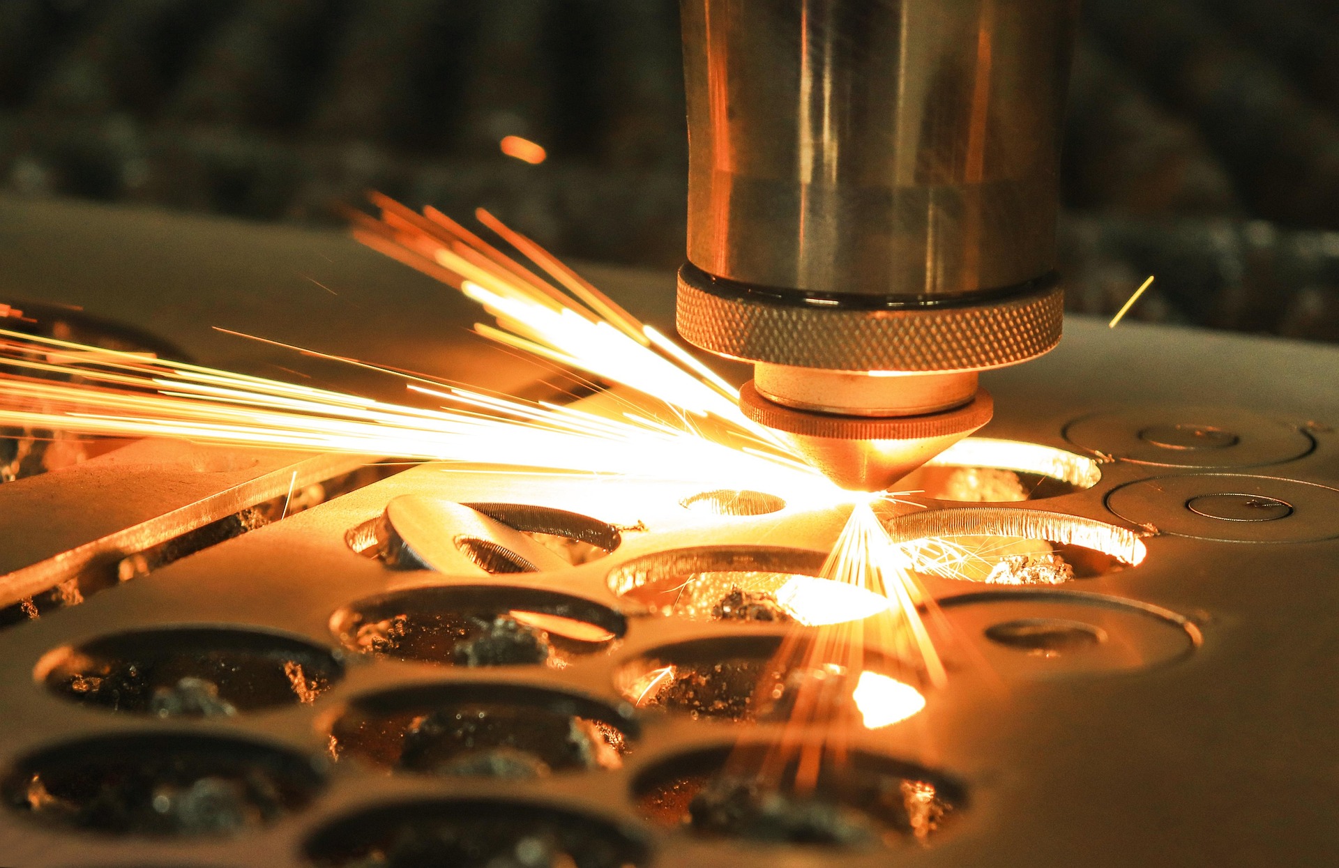 inway-laser-cut-metal-4373878_1920.jpg